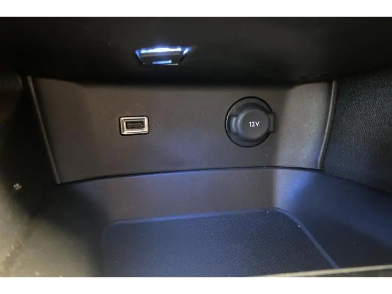 Occasion Peugeot 3008 II GT BLUE 38