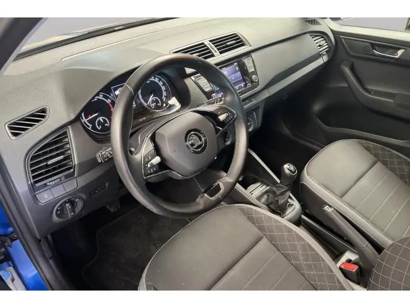 Occasion Skoda Fabia III Ambition BLUE 9
