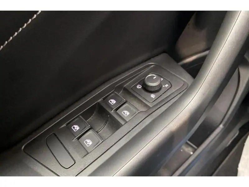 Occasion Volkswagen T-Roc Cabriolet Style GREY 17