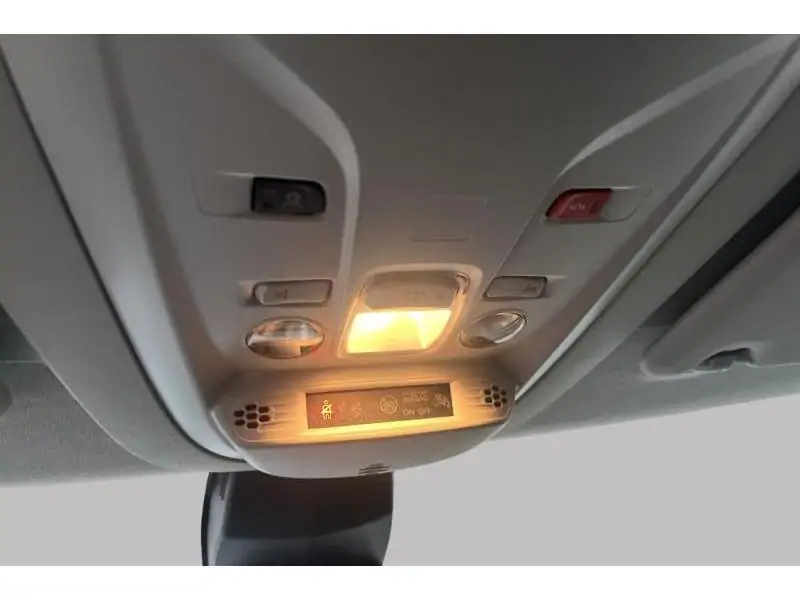 VEHICLE__CONDITION_SERVICE Peugeot Partner STANDARD LIGHT WHITE 24