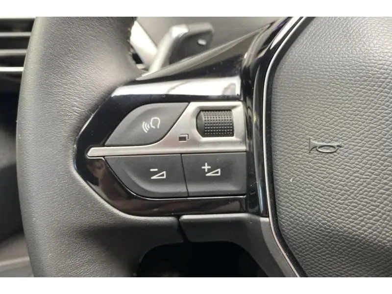 Occasion Peugeot 3008 Allure Pack Hybrid 136 BLUE 22