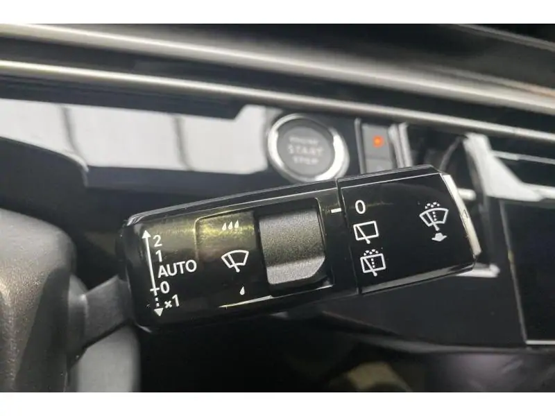 Occasion Peugeot 5008 III & e- Allure GREY 24