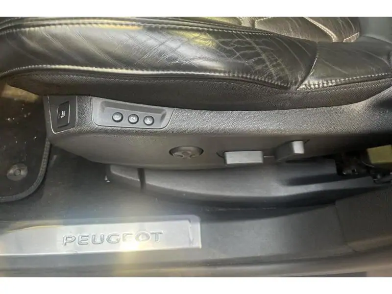 Occasion Peugeot 5008 II GT Line BLUE 23