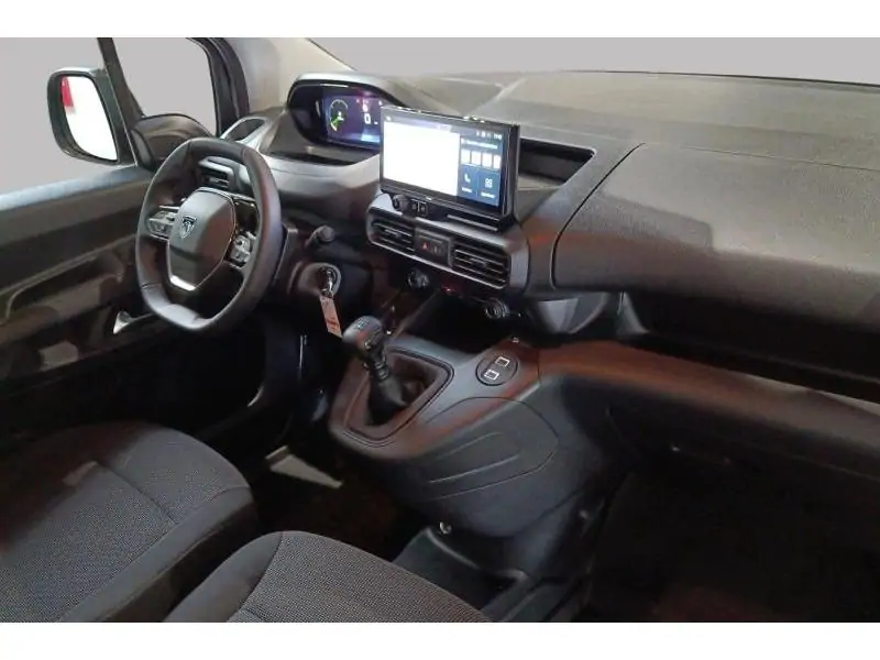 VEHICLE__CONDITION_SERVICE Peugeot Partner Standard Light 1.2 T BLACK 2