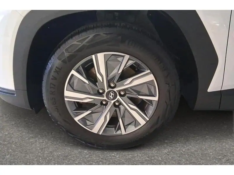 Occasion Hyundai Tucson Berline MANUAL SILVER 21