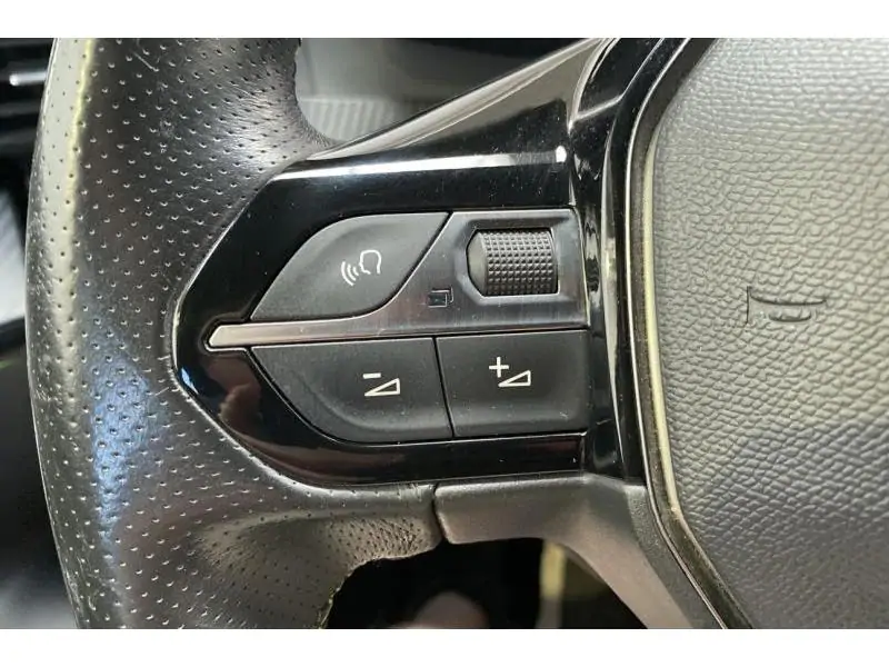 Occasion Peugeot 2008 II GT ORANGE 25