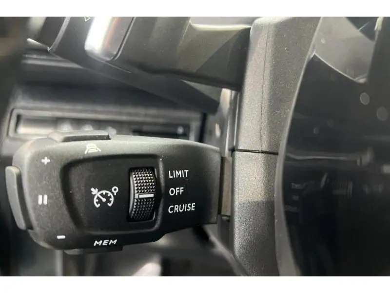 Occasion Peugeot 5008 GT BLUE 28