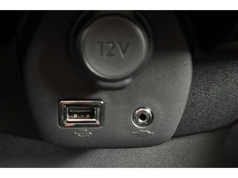 Occasion Citroen C1 SHINE WHITE 26