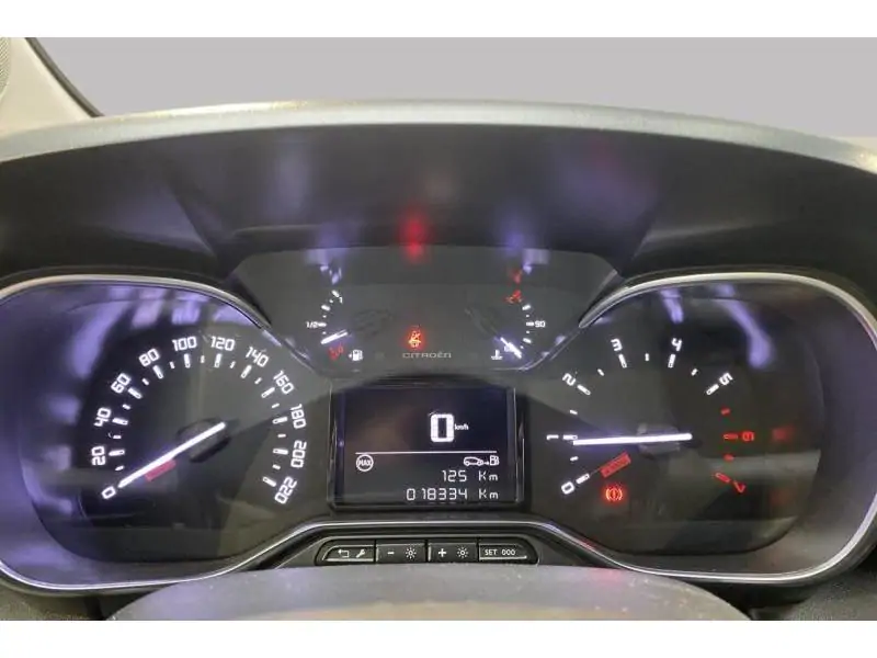 Occasion Citroen C3 Aircross Shine RED 28