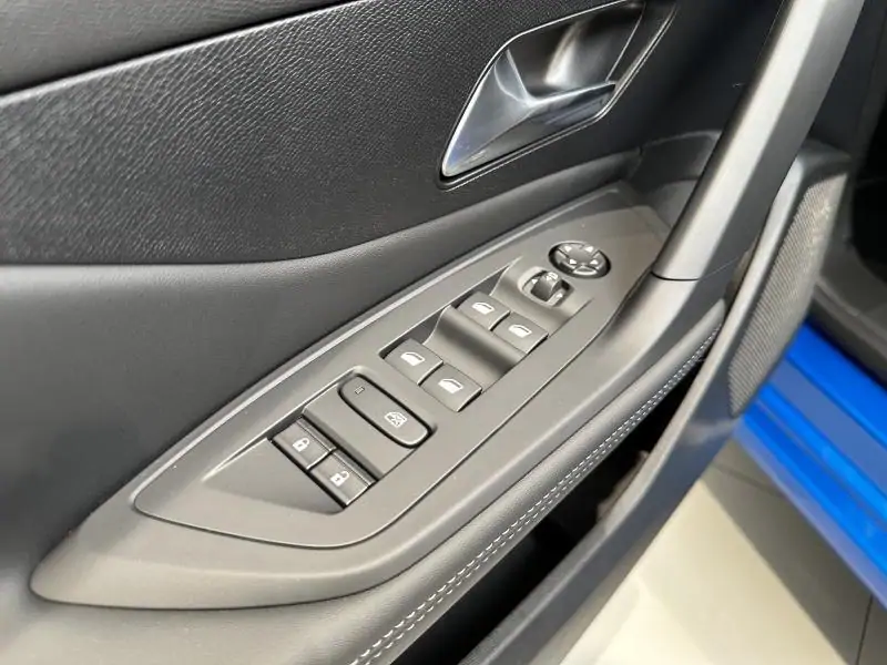 Occasion Peugeot 308 ALLURE PACK BLUE 17