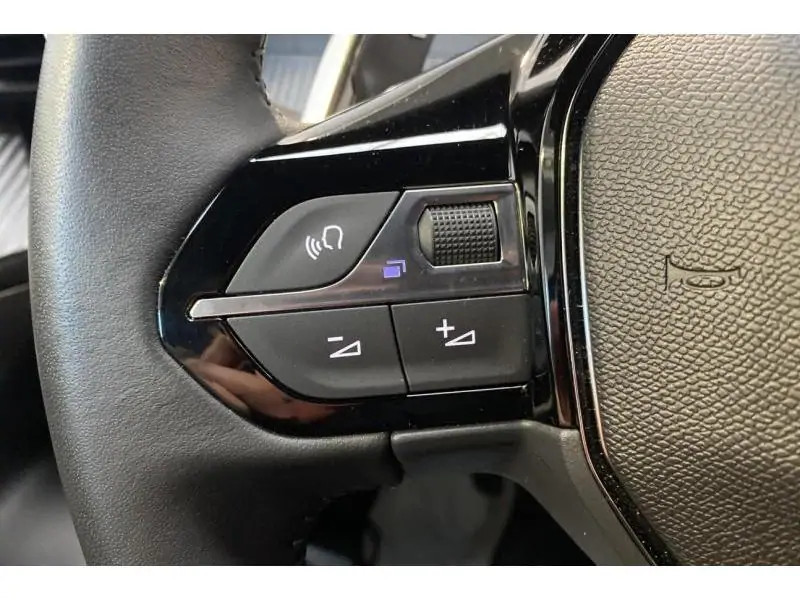 Occasion Peugeot 2008 Allure HYBRID 145 pk GREY 21