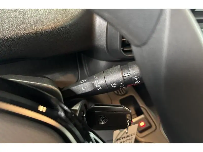 VEHICLE__CONDITION_SERVICE Peugeot Partner Standard Light 1.2 Turbo 110 Man.6 BLACK 22