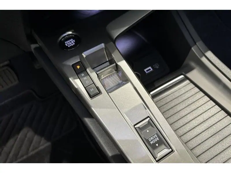 VEHICLE__CONDITION_SERVICE Peugeot 408 Allure Hybrid 145 e-DCS6 GREY 16