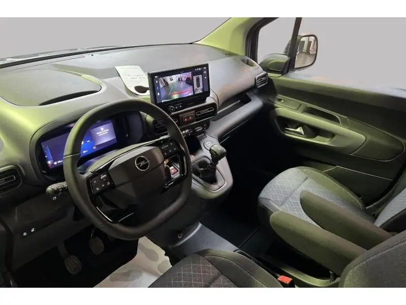 VEHICLE__CONDITION_SERVICE Opel Combo Life GS - L1 GREY 9