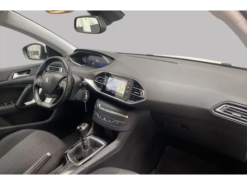 Occasie Peugeot 308 II Style WHITE 2