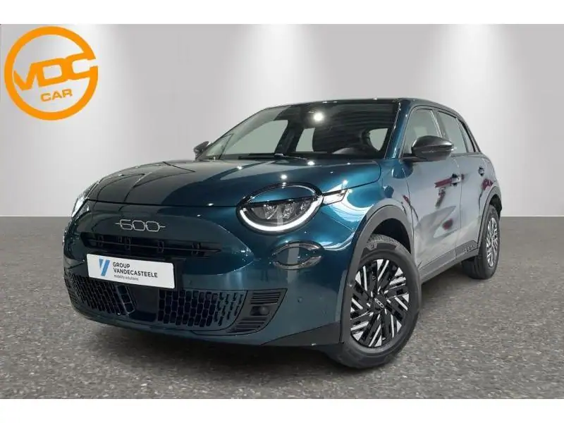VEHICLE__CONDITION_SERVICE Fiat 600 Hybrid GREEN 1