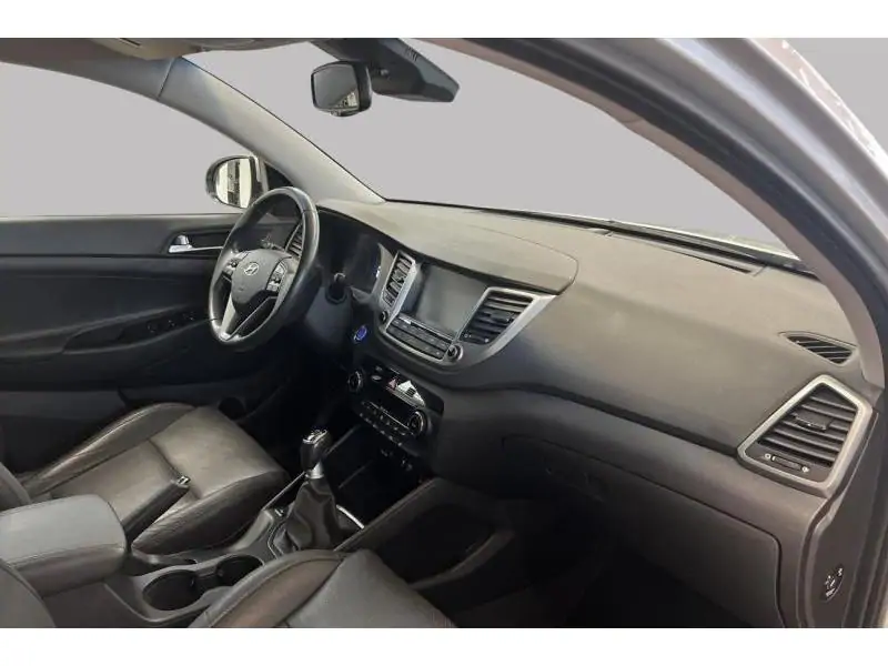 Occasion Hyundai Tucson SUV MANUAL GREY 2