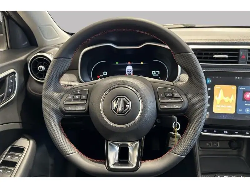 Occasion MG ZS Luxury - Camera - Carplay BLACK 13