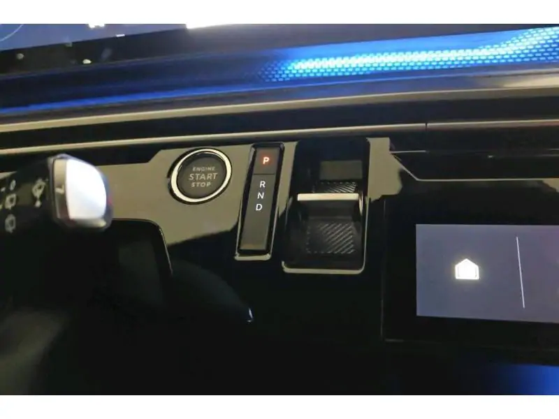 VEHICLE__CONDITION_SERVICE Peugeot 5008 E-GT BLACK 16