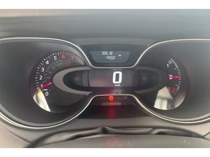 Occasion Renault Captur Berline 0.9 MANUAL GREY 8