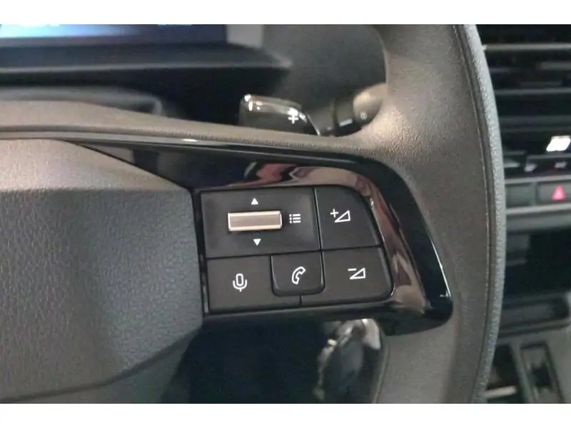 Occasion Peugeot Traveller 8 places GREEN 24