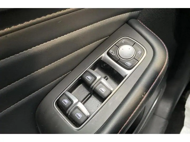 Occasion MG HS LUXURY 1.5 T-GDI DCT BLACK 17