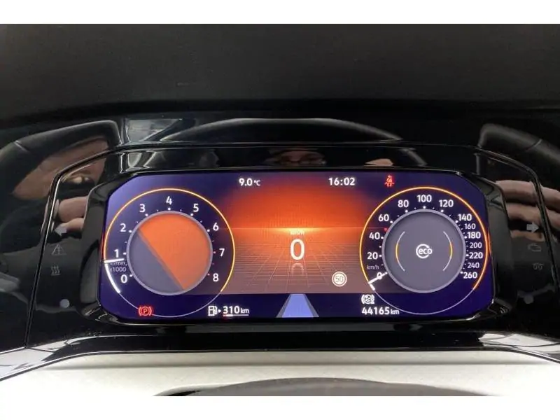 Occasion Volkswagen Golf VIII Life GREY 24