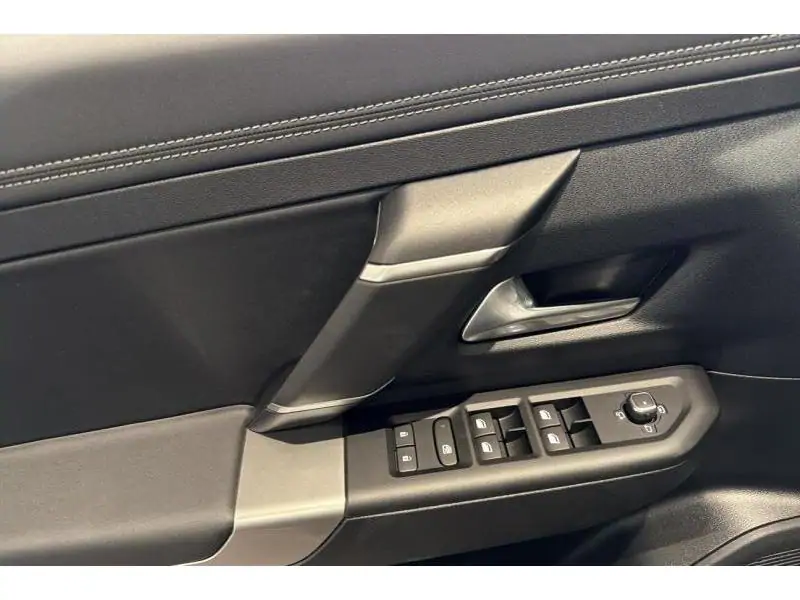 Démo Jeep Compass e-Hybrid-First Edition  145pk DCT6 GREY 17