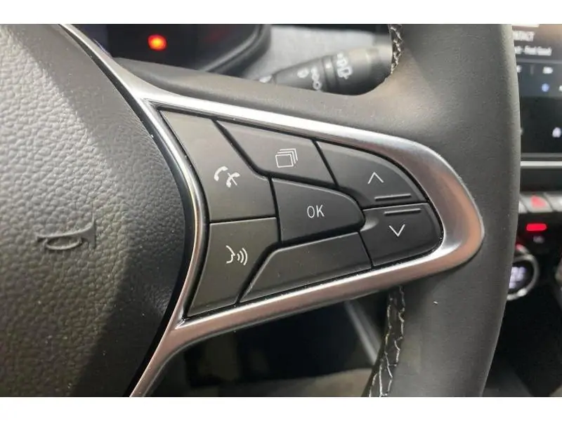 Occasion Renault Clio Techno - HYBRID ORANGE 22