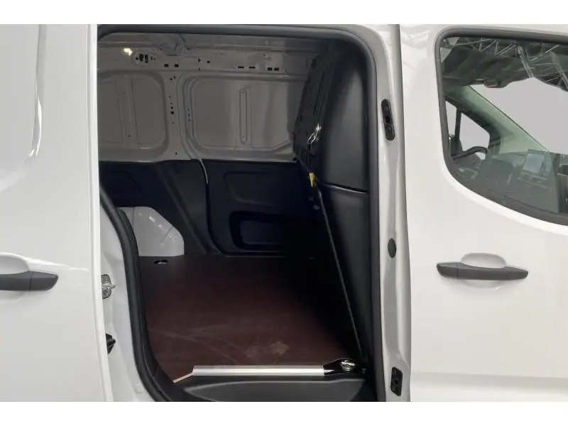 VEHICLE__CONDITION_SERVICE Fiat Doblo VAN L1*Libre12/2025 WHITE 18
