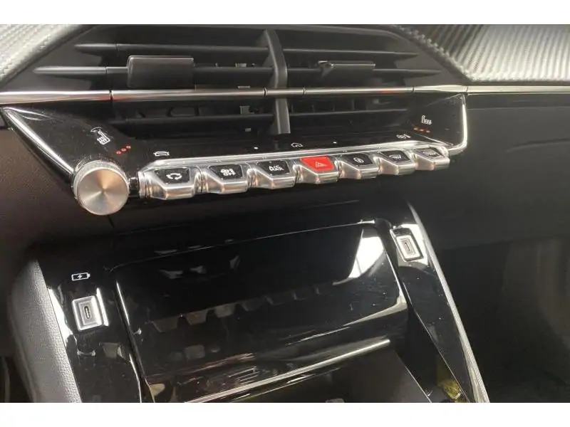 VEHICLE__CONDITION_SERVICE Peugeot 2008 ALLURE GREY 32
