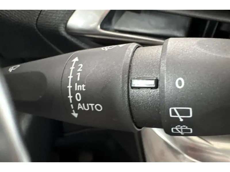 Occasion Peugeot 3008 STYLE - AUTOMAAT GREY 23