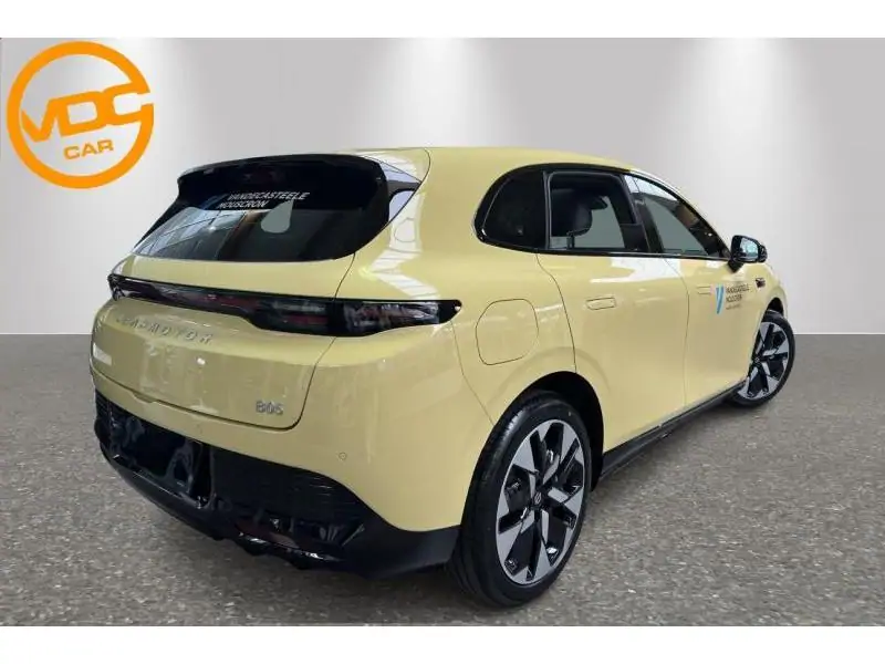 VEHICLE__CONDITION_SERVICE Leapmotor B05 DESIGN PROMAX YELLOW 3