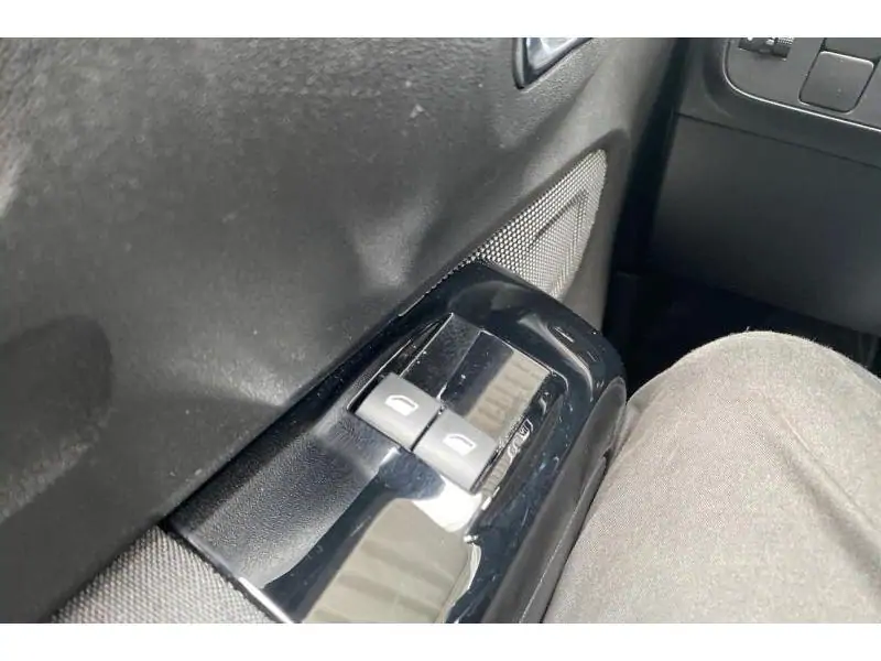 Occasion Citroen C3 MAX 110 pk GREY 17
