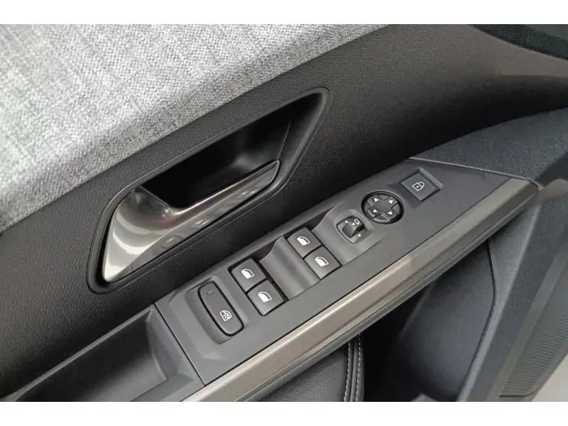 VEHICLE__CONDITION_SERVICE Peugeot 5008 Allure Hybrid 145e-DCS6 GREY 17