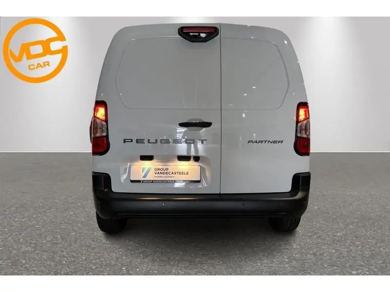 VEHICLE__CONDITION_SERVICE Peugeot Partner Standard Light 1.2 Turbo 110 Man.6 WHITE 7