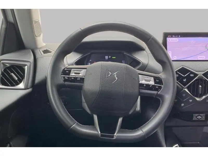 Occasion DS Automobiles DS 3 BASTILLE E-TENSE WHITE 12