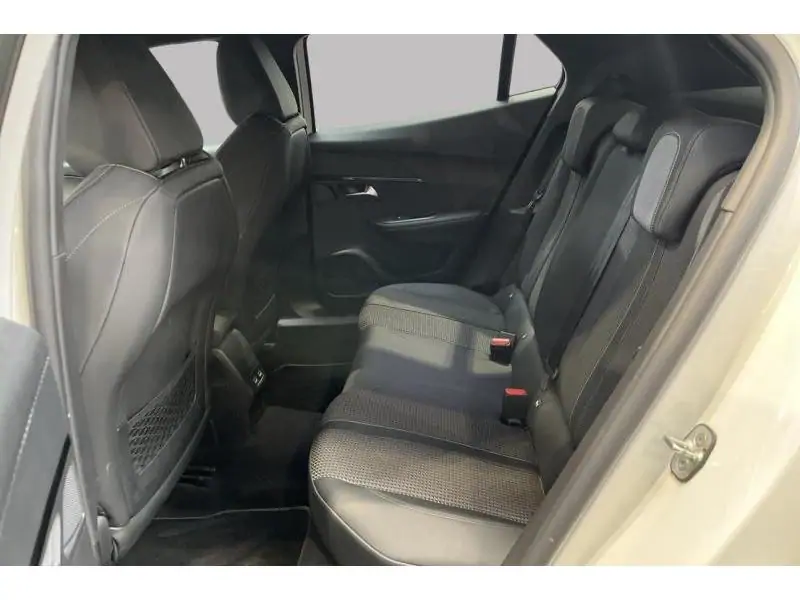 Occasion Peugeot 2008 gt WHITE 18