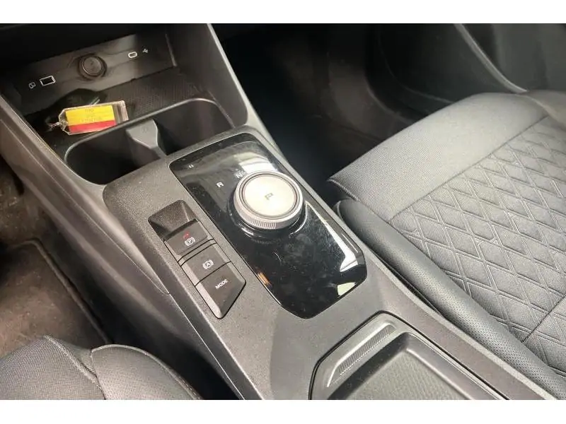 Démo MG MG3 HYBRID+ LUXURY RED 16
