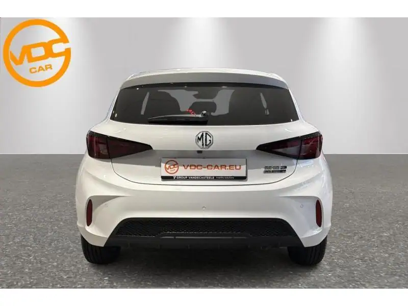 VEHICLE__CONDITION_SERVICE MG MG3 HYBRID+ LUXURY 194 pk WHITE 7