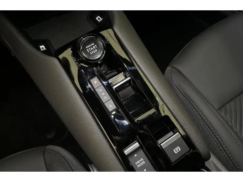 VEHICLE__CONDITION_SERVICE Alfa Romeo Junior Elettrica Bev 156  54 Kwh RED 16