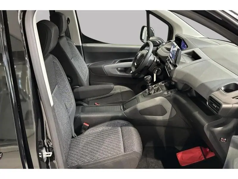 VEHICLE__CONDITION_SERVICE Peugeot Rifter ALLURE 110 BLACK 8