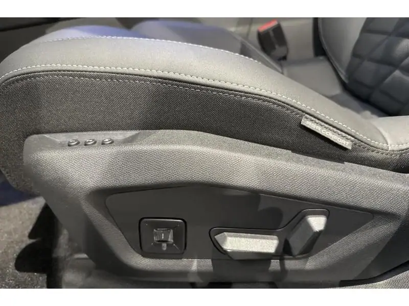VEHICLE__CONDITION_SERVICE Peugeot 5008 e-5008 GT BLUE 25