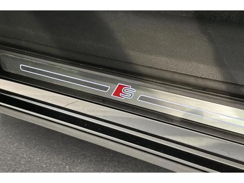 Occasion Audi e-tron 55 QUATTRO S-Line - Pano - Tre BLACK 31