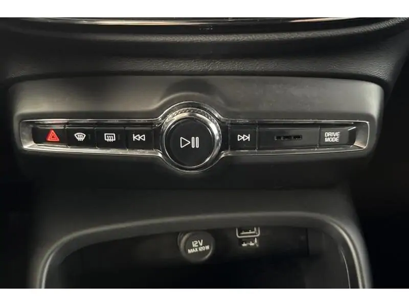 Occasion Volvo XC40 T2 WHITE 15