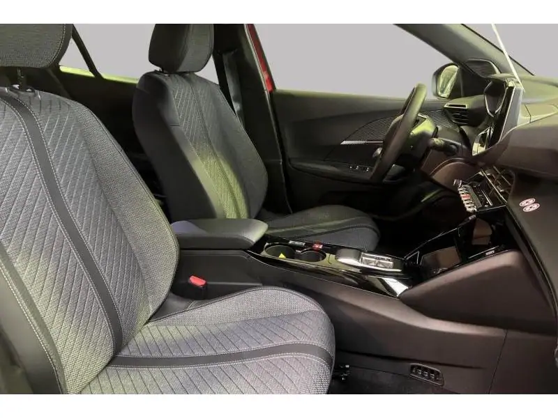 VEHICLE__CONDITION_SERVICE Peugeot 2008 ALLURE RED 8