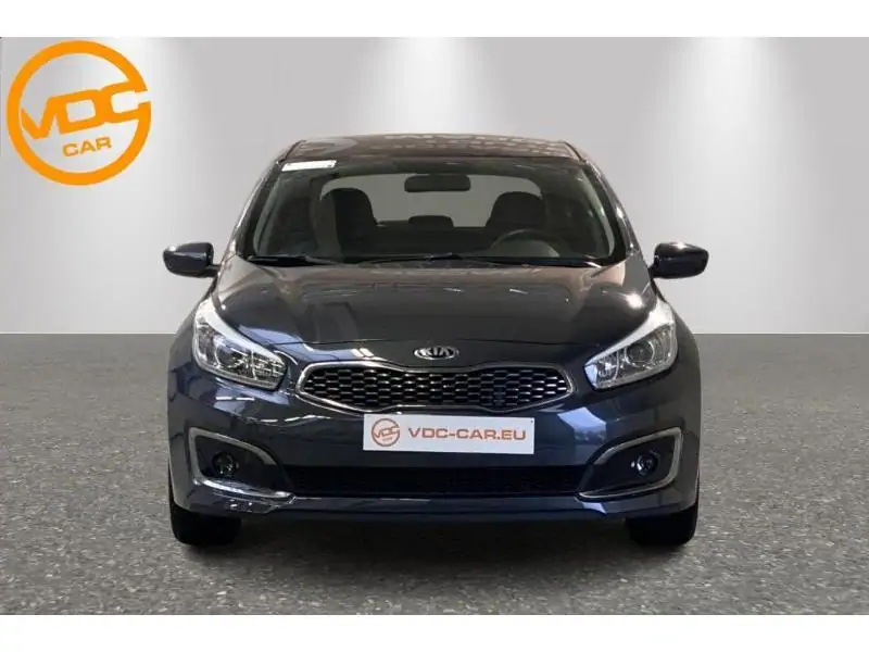 Occasion Kia Ceed 1.6CRDi *GPS-Caméra de recul* ANTHRACITE 5