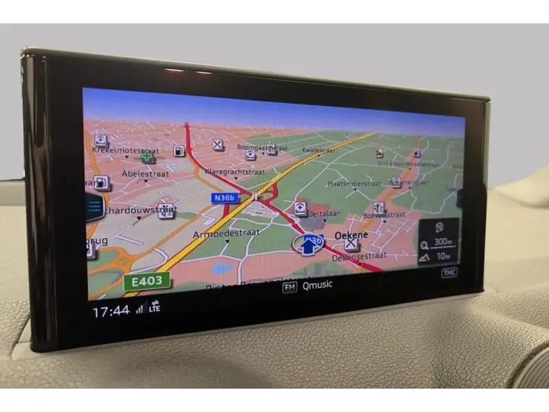 Occasion Audi Q2 30 TDI Attraction GREY 14