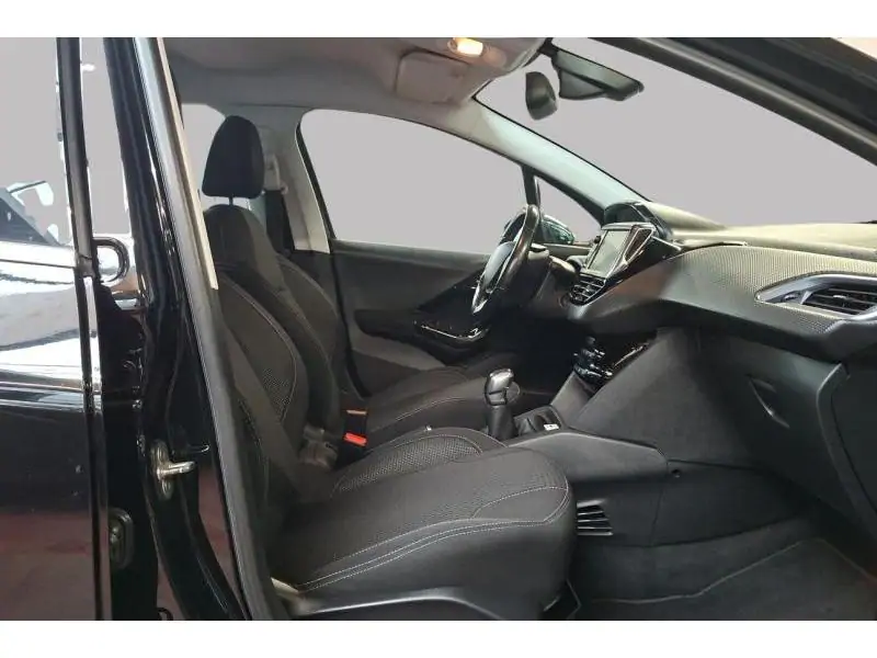Occasion Peugeot 208 Allure Gps camera 110pk trekhaak BLACK 8