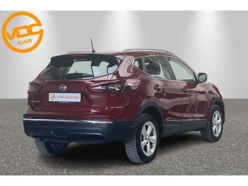Occasion Nissan Qashqai SUV MANUAL RED 3